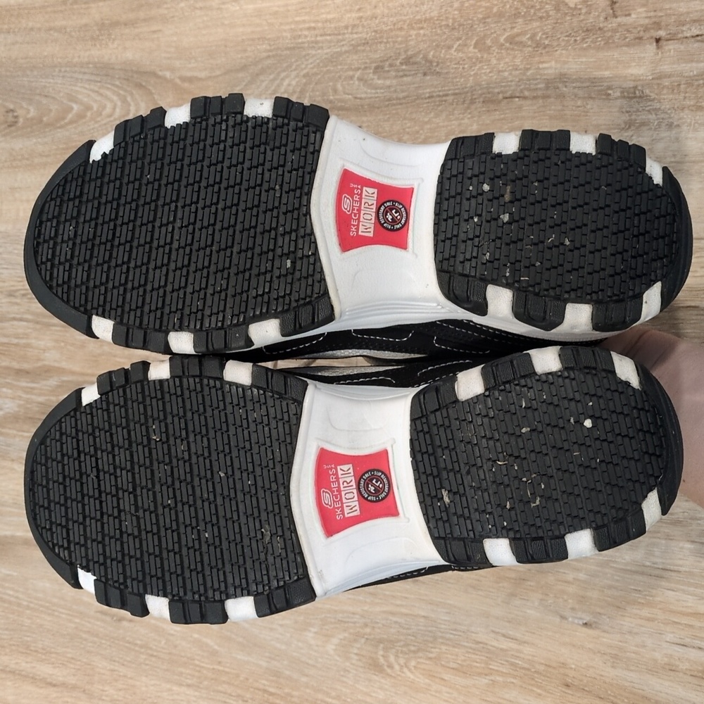 ❤️Skechers D'Lites Women's Black & White Safety Toe Sneakers size 8.5❤️ - Picture 8 of 16